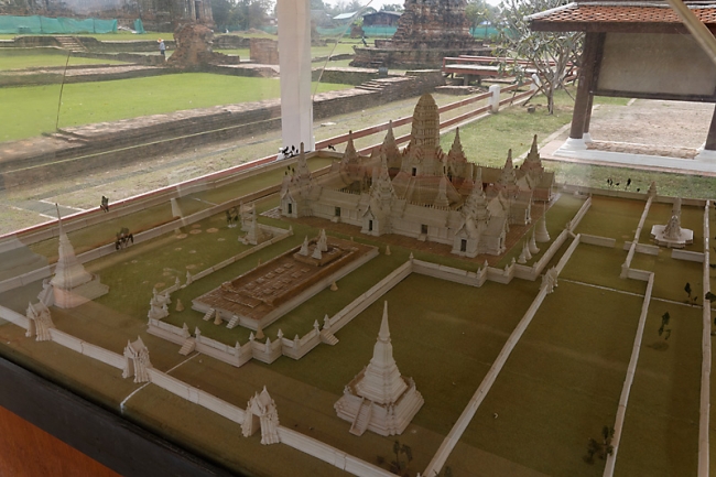 Wat Chai Wathanaram-087